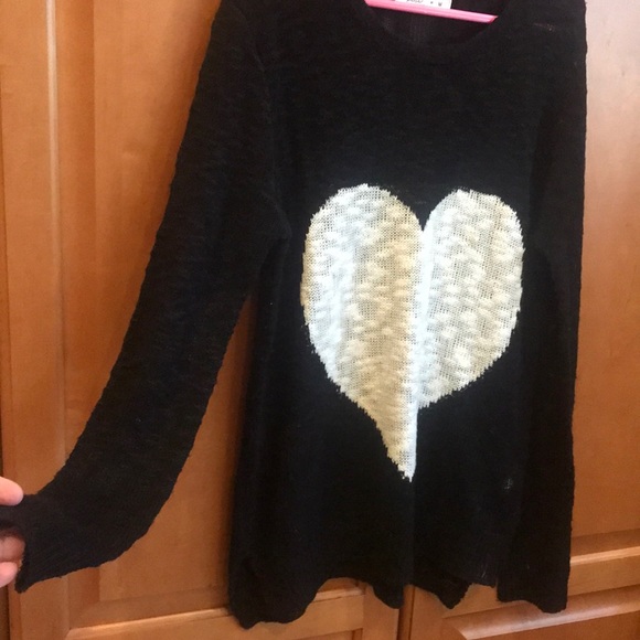 Sweater - Picture 2 of 4